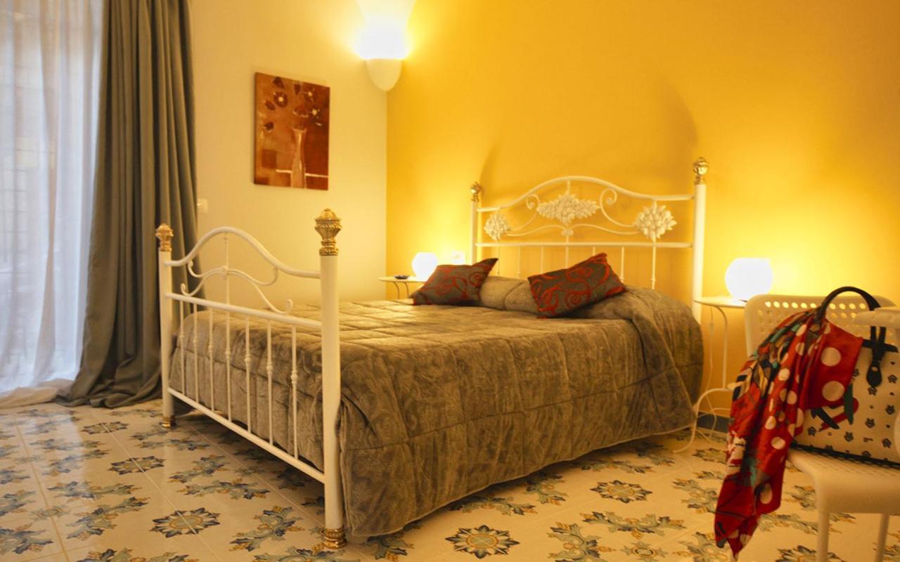 Domus Vilu Bed & Breakfast Nocera Superiore ภายนอก รูปภาพ