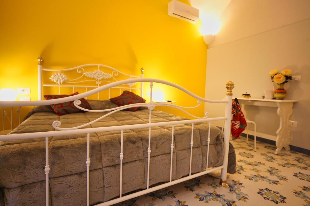Domus Vilu Bed & Breakfast Nocera Superiore ภายนอก รูปภาพ