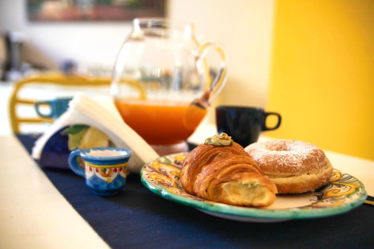 Domus Vilu Bed & Breakfast Nocera Superiore ภายนอก รูปภาพ
