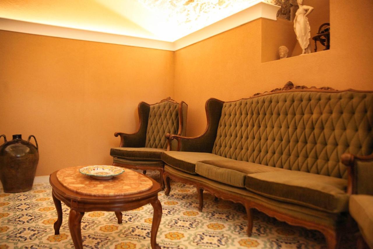 Domus Vilu Bed & Breakfast Nocera Superiore ภายนอก รูปภาพ