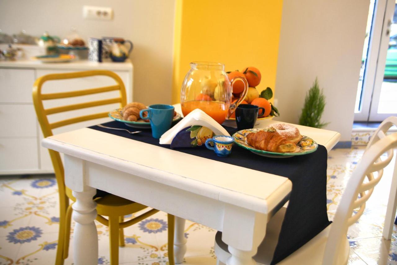 Domus Vilu Bed & Breakfast Nocera Superiore ภายนอก รูปภาพ