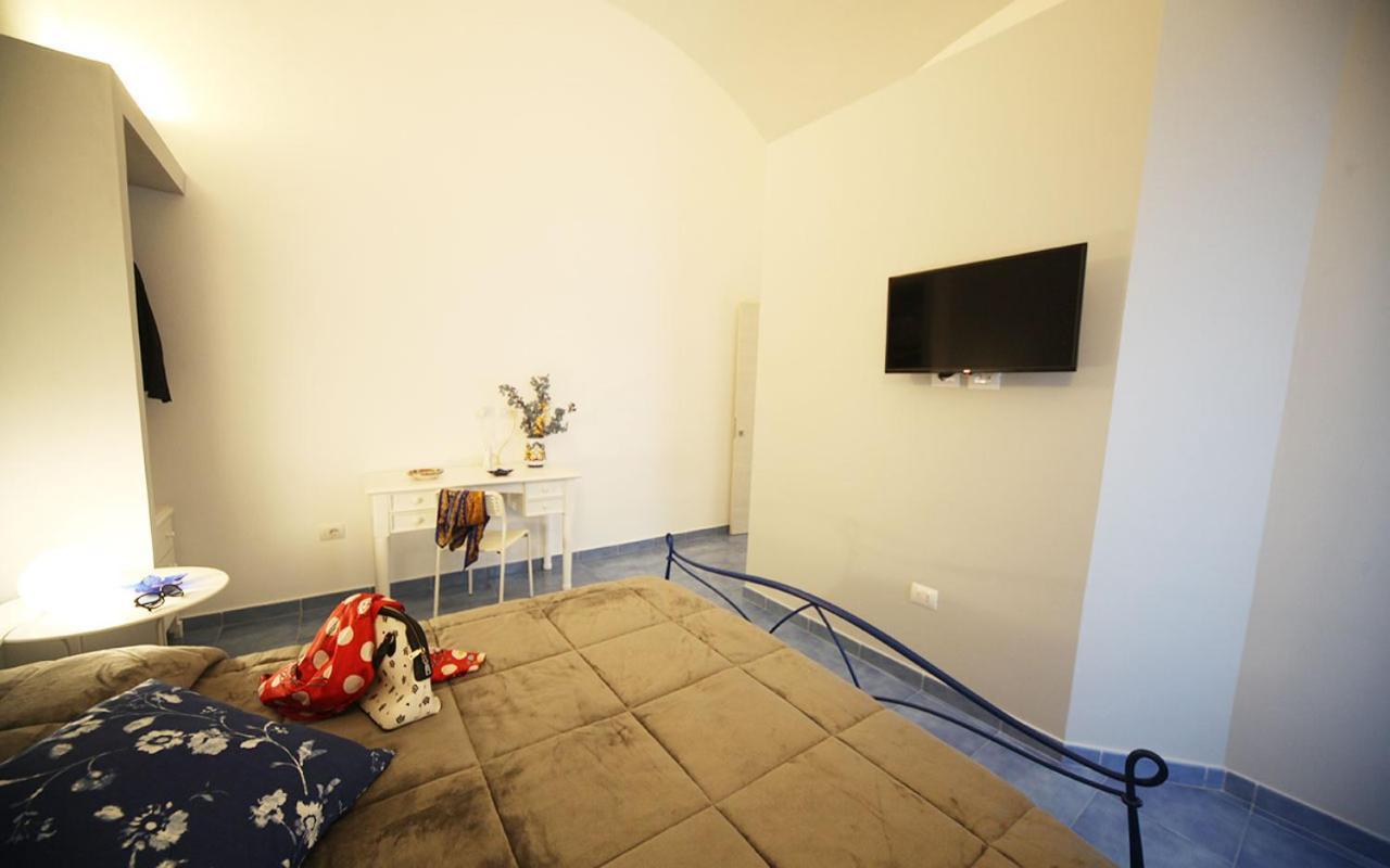 Domus Vilu Bed & Breakfast Nocera Superiore ภายนอก รูปภาพ
