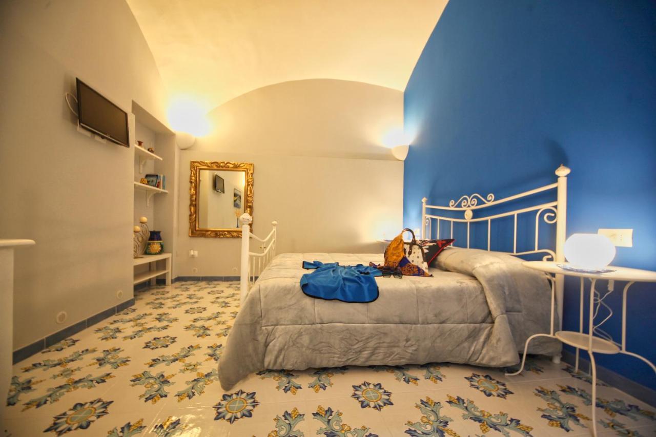 Domus Vilu Bed & Breakfast Nocera Superiore ภายนอก รูปภาพ