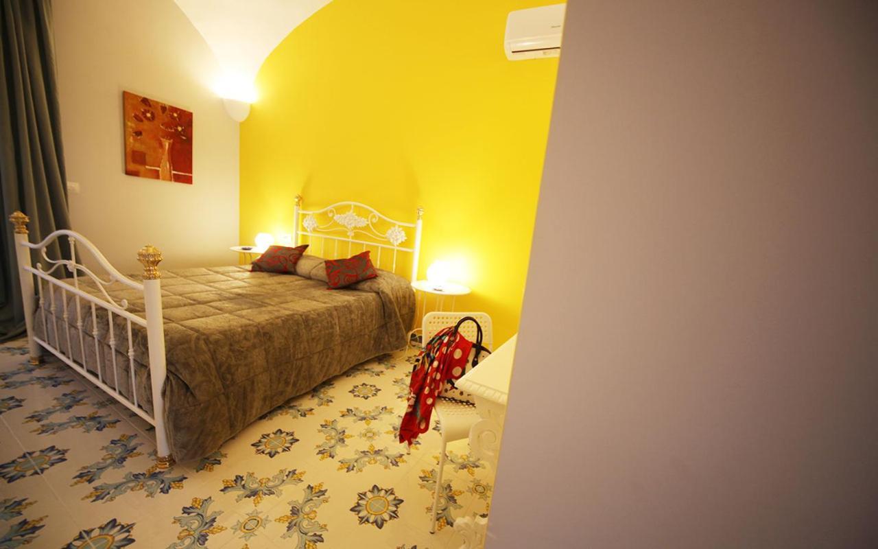 Domus Vilu Bed & Breakfast Nocera Superiore ภายนอก รูปภาพ